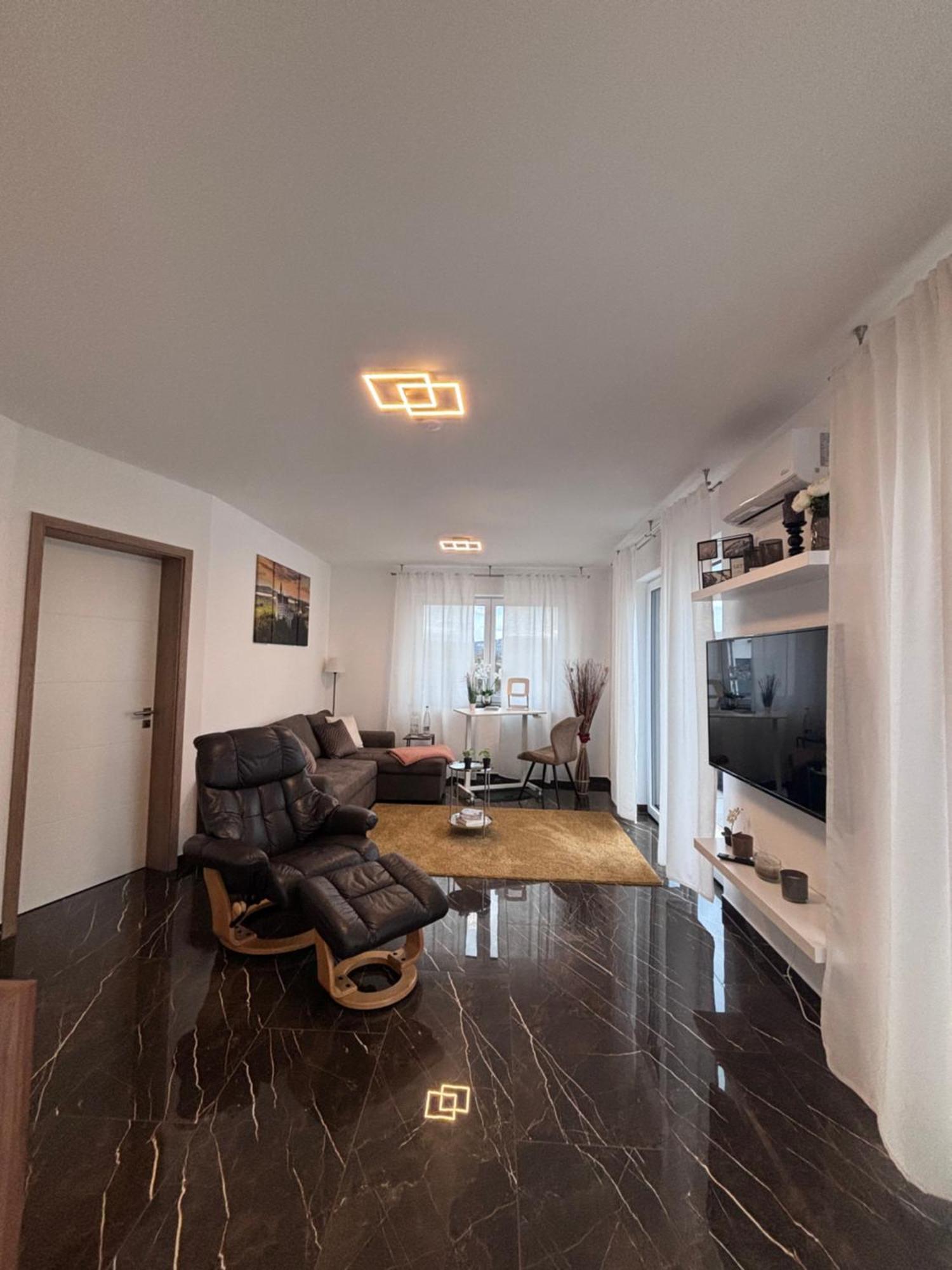 Ferienwohnung-Weinstadt Exteriér fotografie